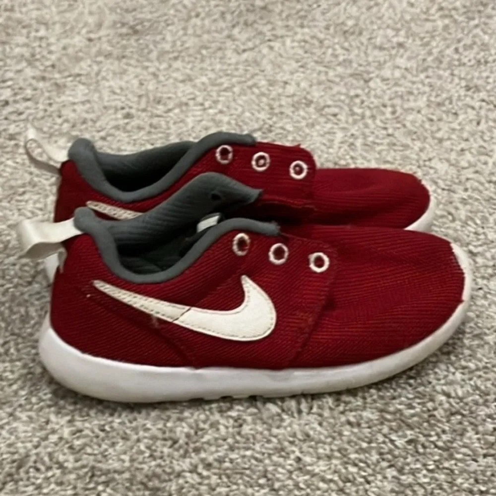 5 for $25🎈Nike shoes